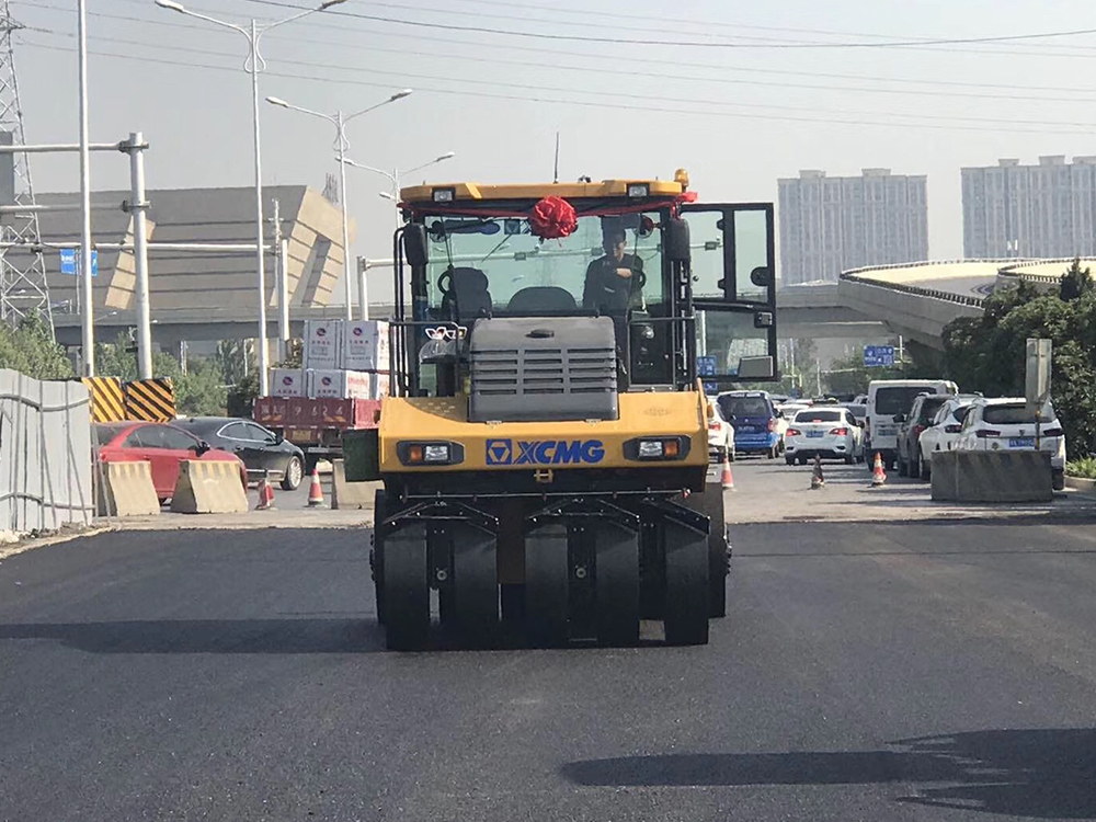 冷補料怎么選？什么才是好的瀝青冷補料？